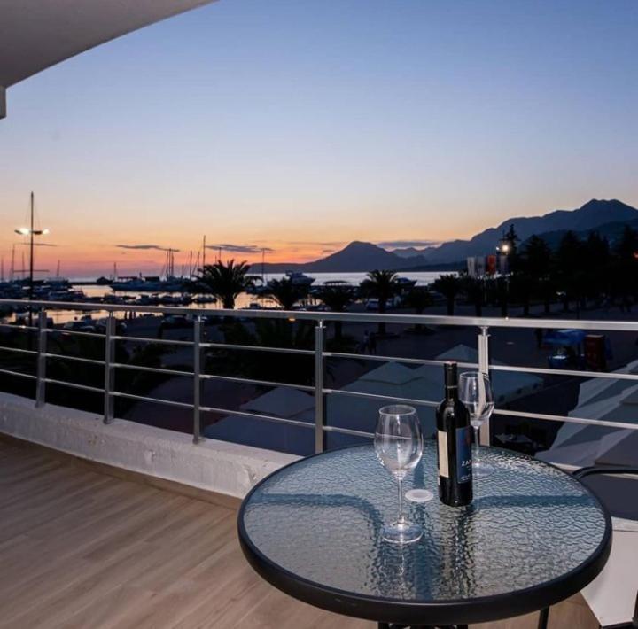 Passerella Apartments バール エクステリア 写真